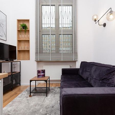 City Center Mezzanine Studio Chmielna By Noclegi Renters Varsó Kültér fotó