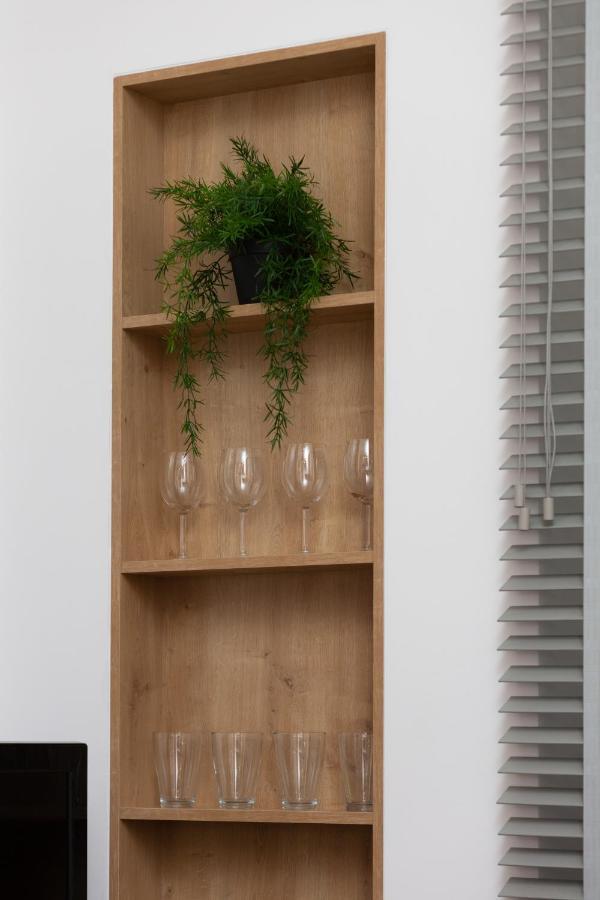 City Center Mezzanine Studio Chmielna By Noclegi Renters Varsó Kültér fotó