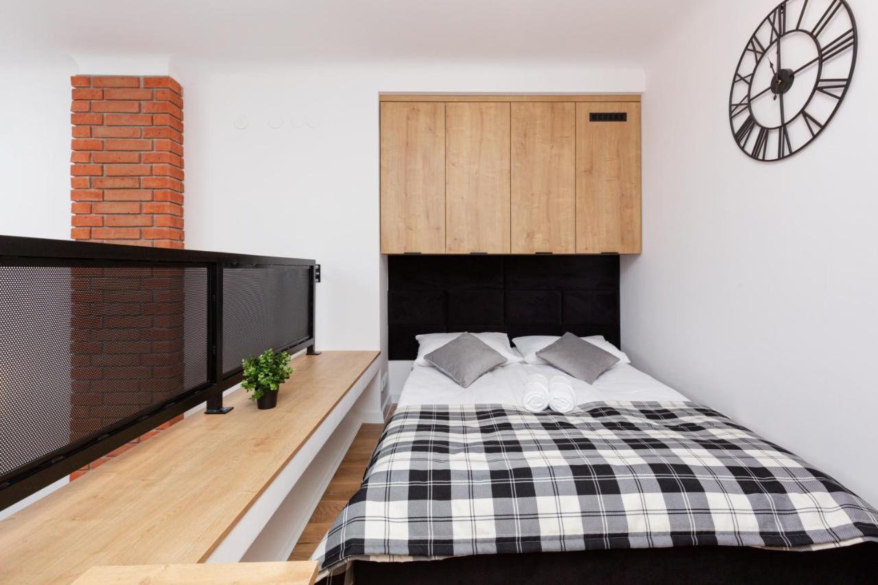 City Center Mezzanine Studio Chmielna By Noclegi Renters Varsó Kültér fotó